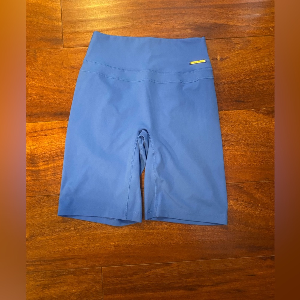 whitney simmons Gymshark biker shorts